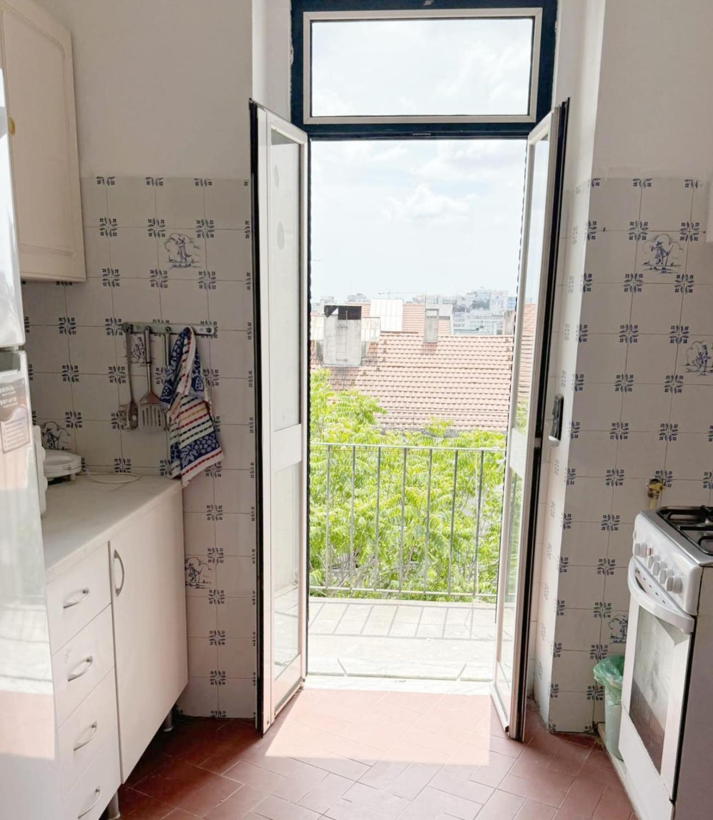 Marques Budget Homestay Lisbon